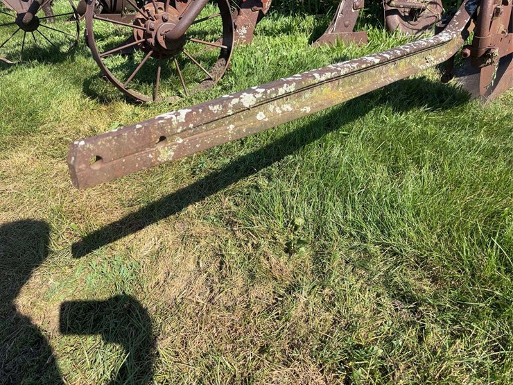 john-deere-16-image-12