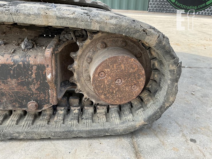 2015-caterpillar-303e-cr-image-9