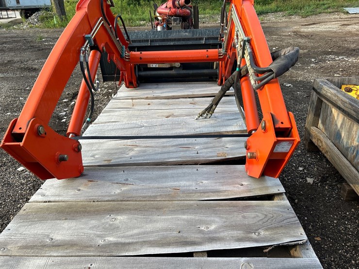 #2741-•-kioti-kl6010-loader-attachment-image-19