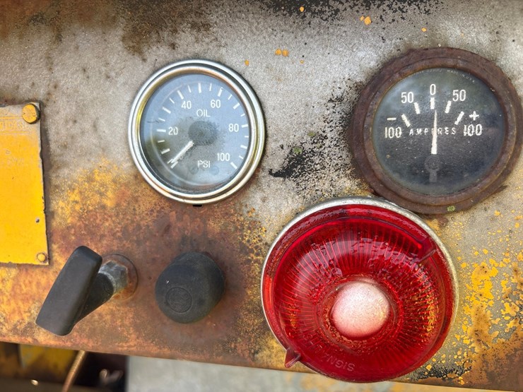 #2720-•-empire-88-90-tractor-image-12