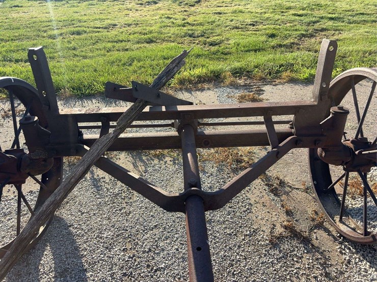 john-deere-running-gear-image-16