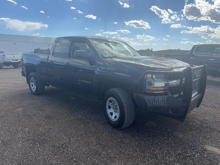 2019-chevrolet-1500-image-5
