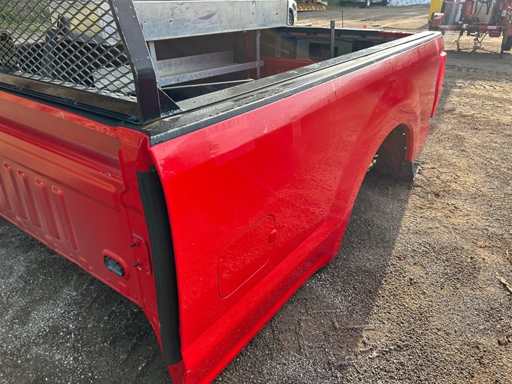 #2789-•-ford-8'-truck-bed-w/-toolboxes-and-headache-rack-image-16