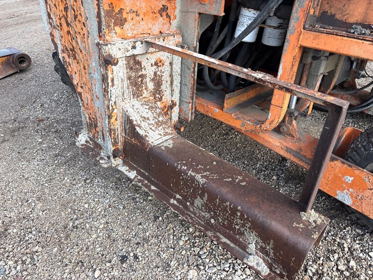 #2718-•-mbw-cg100-curb-machine-image-9
