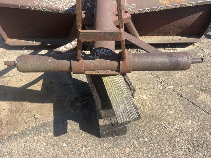 6’-three-point-blade-image-14