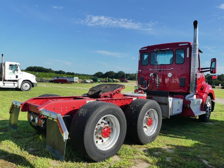 2018-kenworth-680-image-3