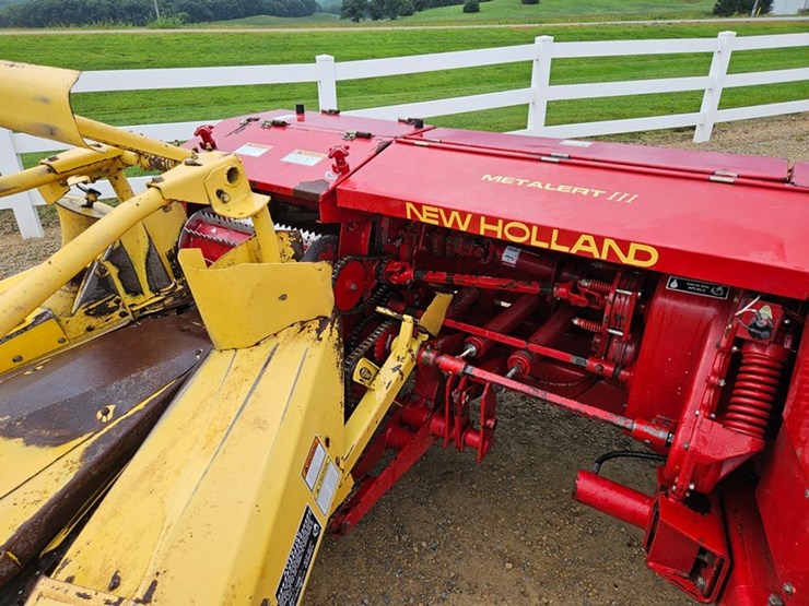 new-holland-900-image-32