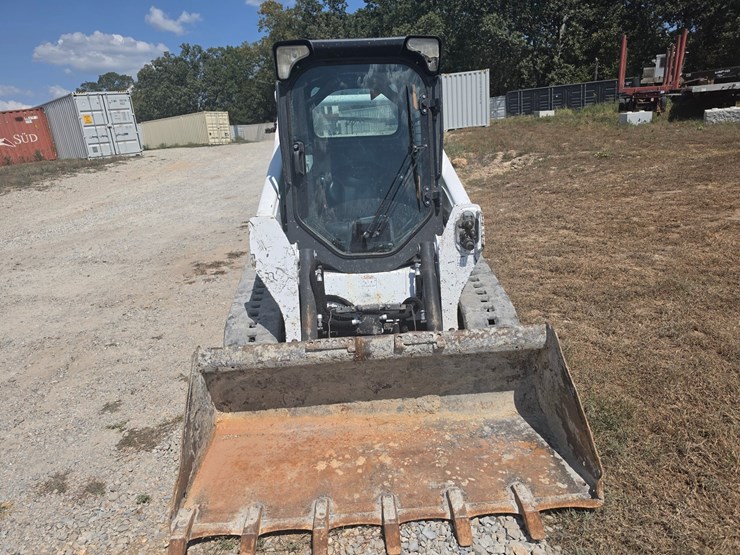 2018-bobcat-t595-image-12