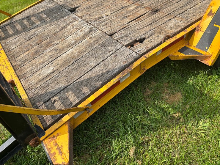 #2312-•-2006-redi-haul-16'-tandem-axle-trailer-image-16