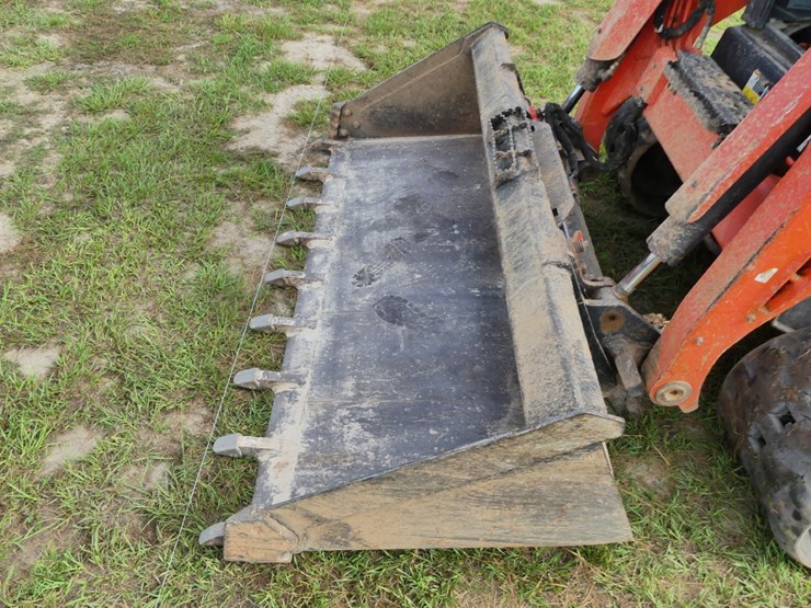 kubota-svl97-2-image-11