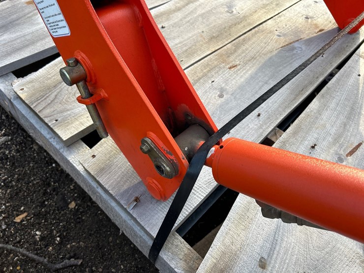 #2741-•-kioti-kl6010-loader-attachment-image-17