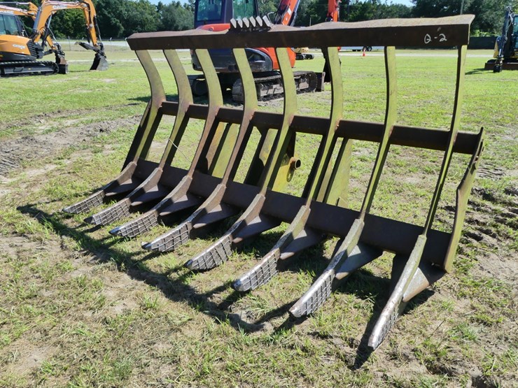 pemberton-9'-stacking-rake-image-1