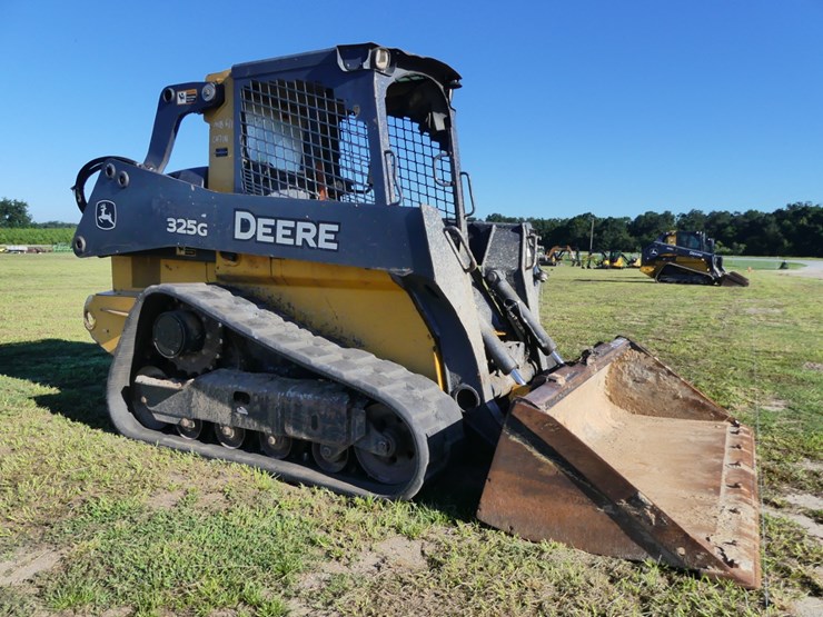 2018-deere-325g-image-1