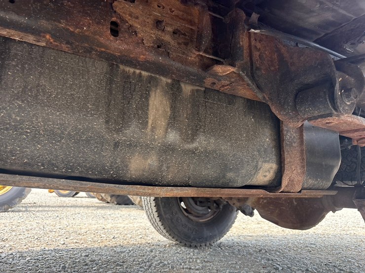 2004-ford-f350-image-49