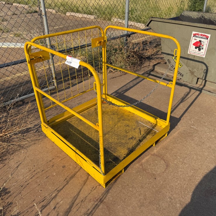 3x3 Forklift man basket