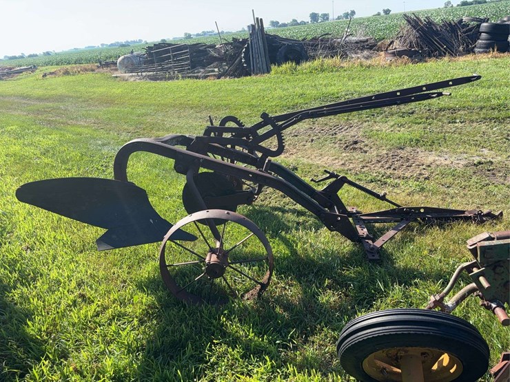 john-deere-14-image-4