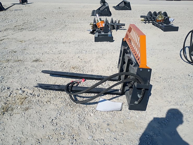 #l85-007-•-landhonor-hydraulic-pallet-fork-skid-steer-attachment-image-3