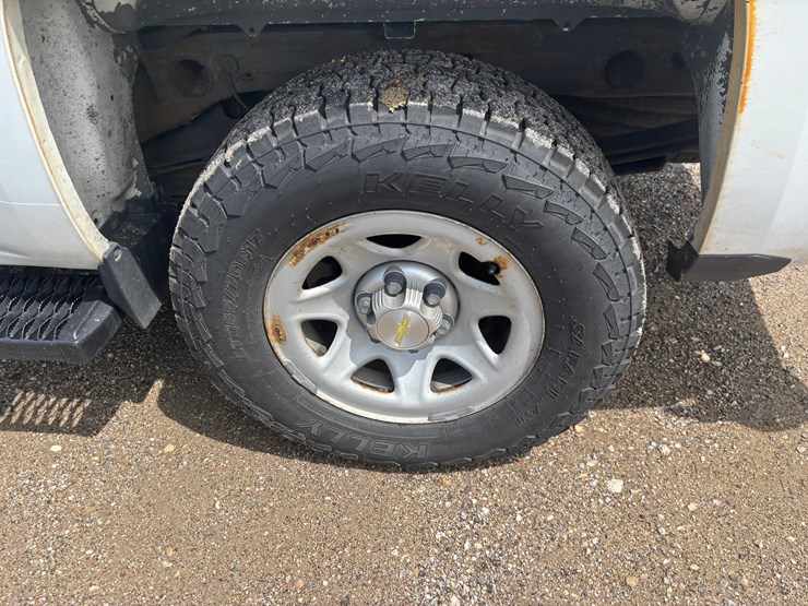 2014-chevrolet-1500-image-95