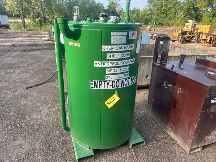 #2775-•-275-gallon-forkable-tank-image-1