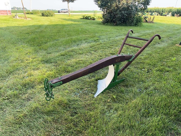 john-deere-16-image-7