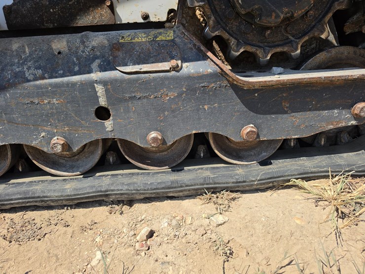 2018-bobcat-t595-image-51