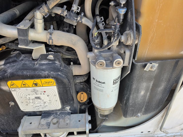 #26217-•-2022-bob-cat-t66-skid-steer-image-15
