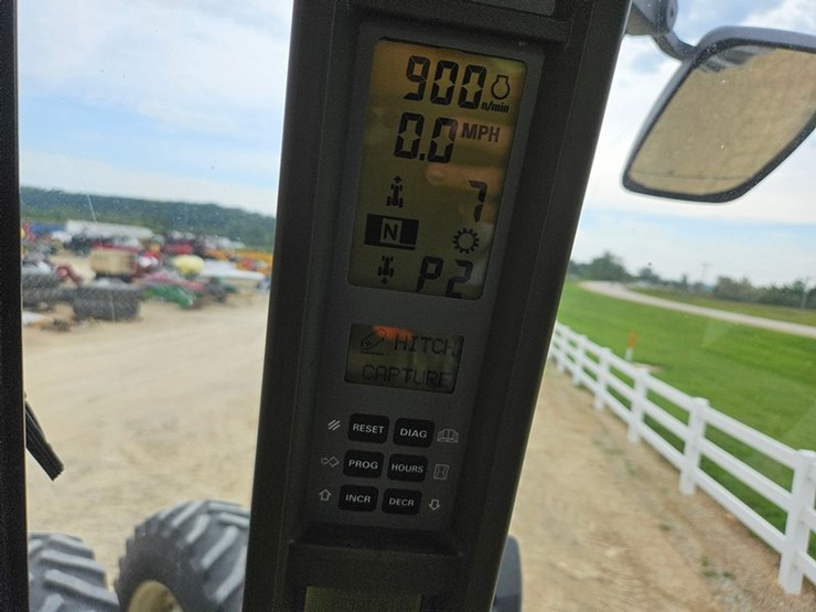 new-holland-tg285-image-41