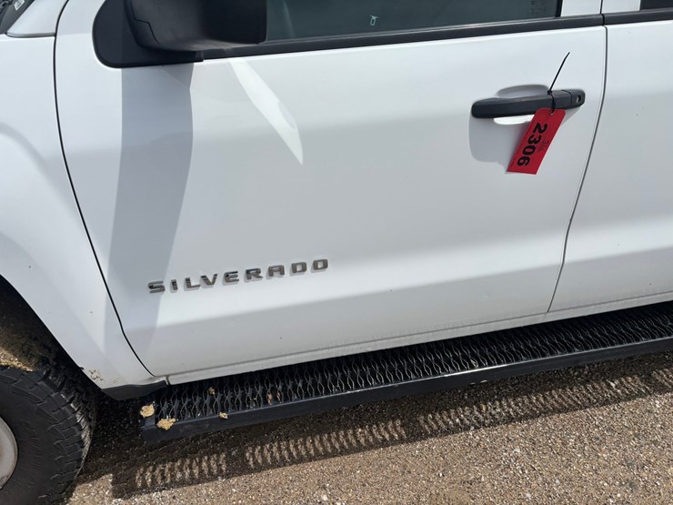 2014-chevrolet-1500-image-10