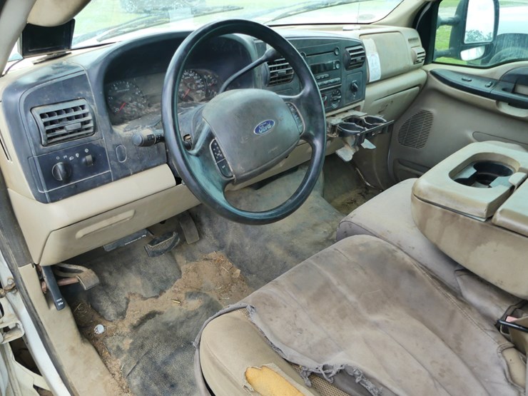 2006-ford-f350-image-15