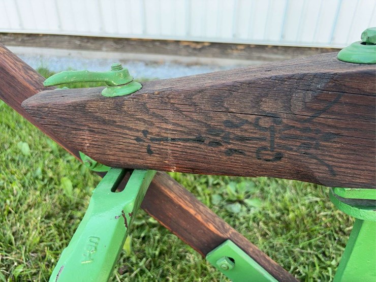 john-deere-16-image-22
