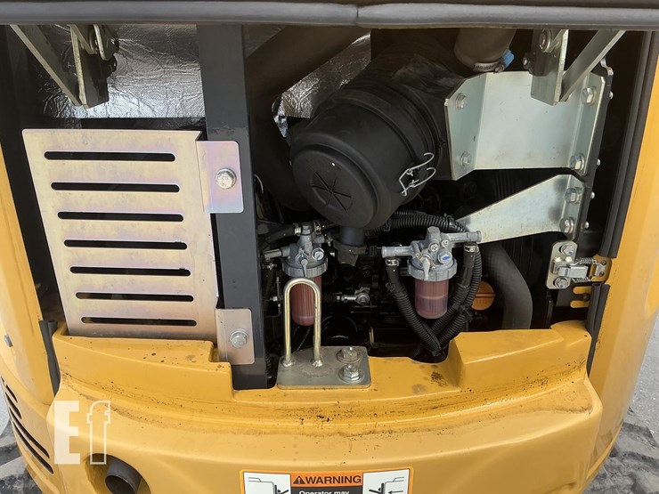 2020-deere-26g-image-16