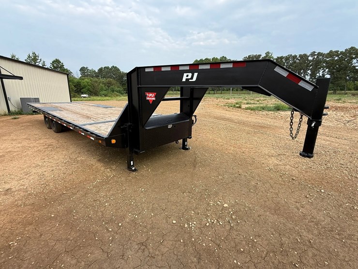 2024-pj-flatbed-image-3