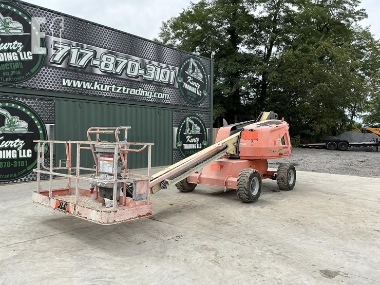 2016-jlg-400s-image-8