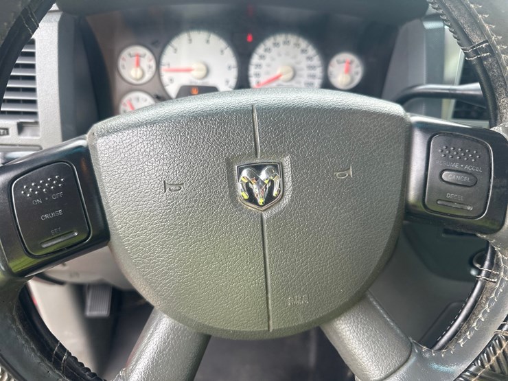 2008-dodge-2500-image-41