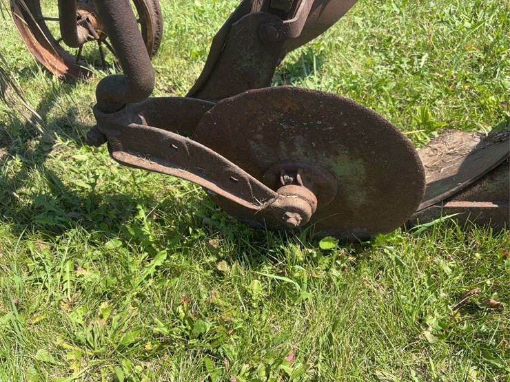 john-deere-14-image-15