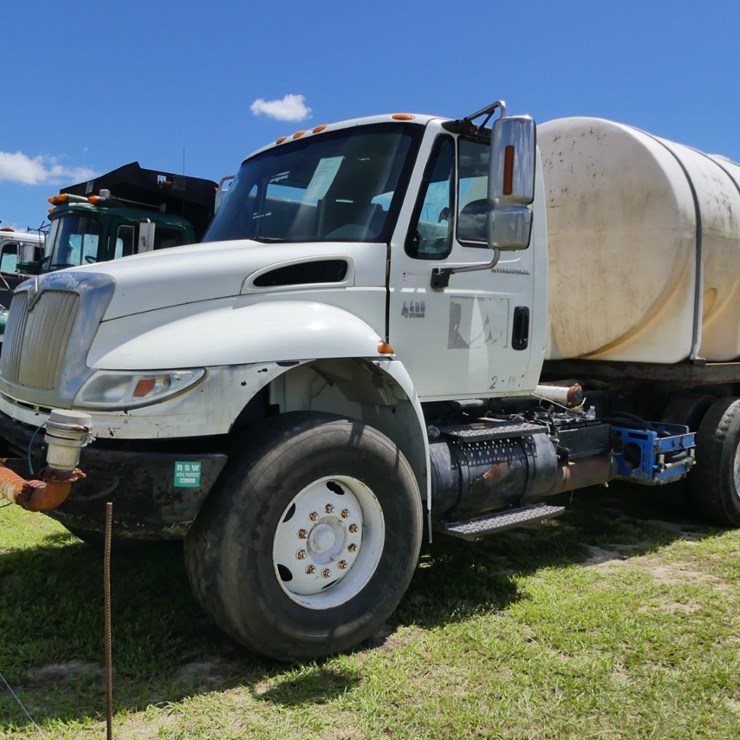2006 INTERNATIONAL DURASTAR 4400