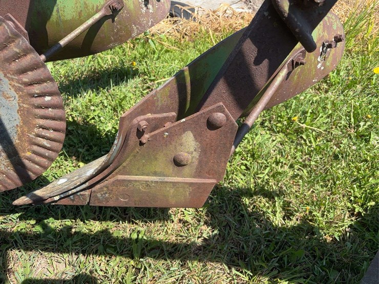 john-deere-14-image-16
