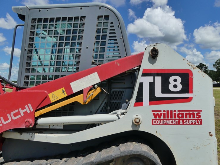2019-takeuchi-tl8-image-8