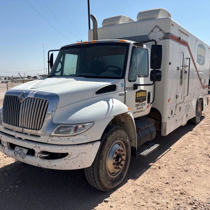 2009 INTERNATIONAL DURASTAR 4400