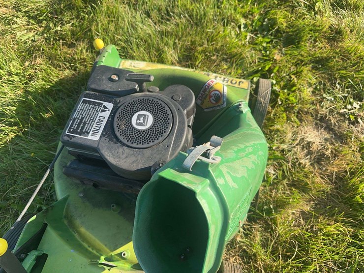 john-deere-21-push-mower-image-5