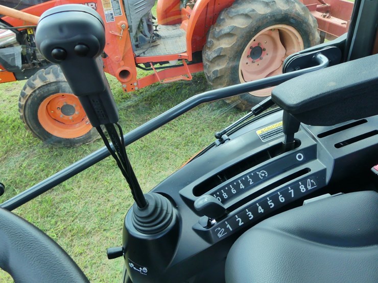 kubota-lx2620-image-14