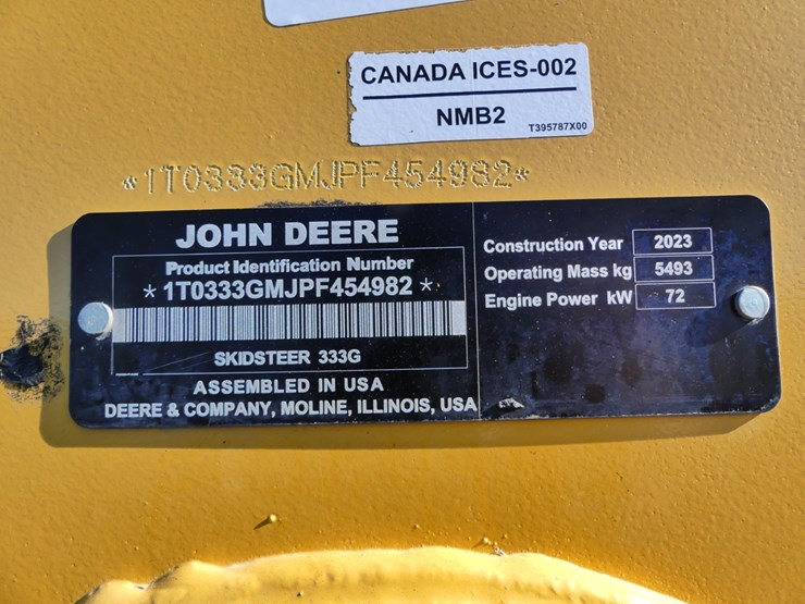 2023-deere-333g-image-18