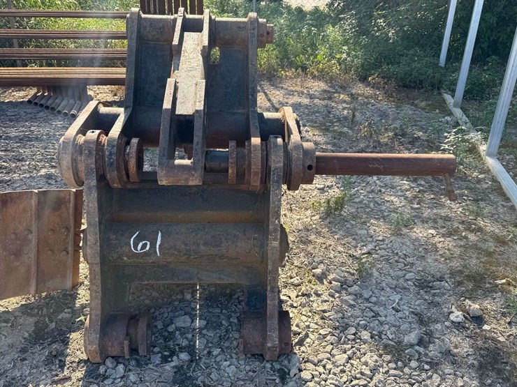 stump-grabber/pulverizer-image-2