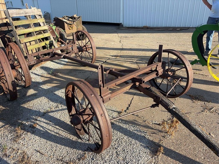 john-deere-running-gear-image-3