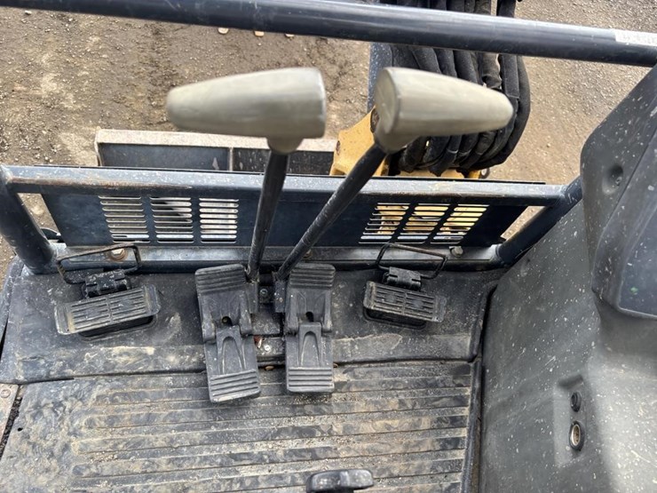 deere-27d-image-29