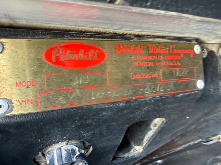 2002-peterbilt-379-image-20
