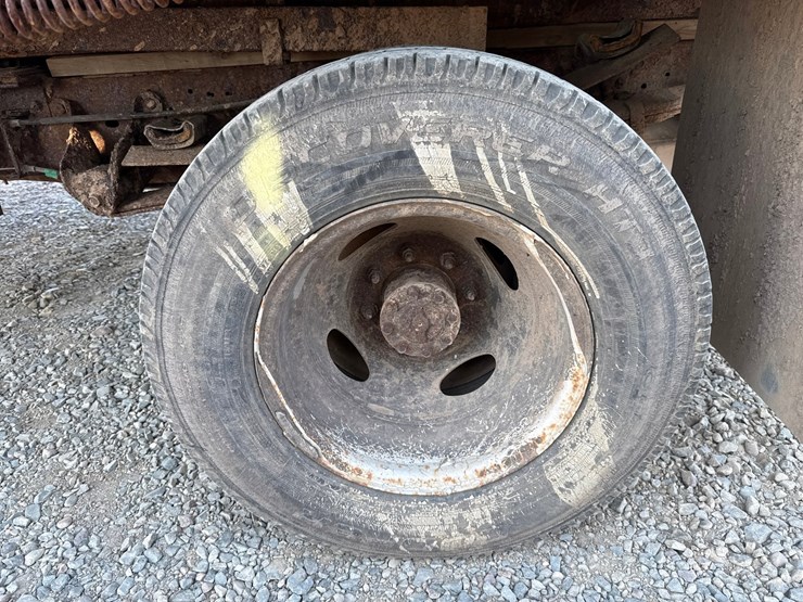 2001-ford-f350-image-44
