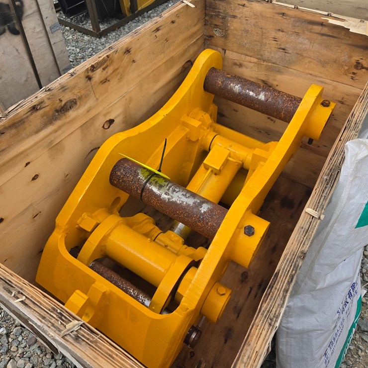 CATERPILLAR 320