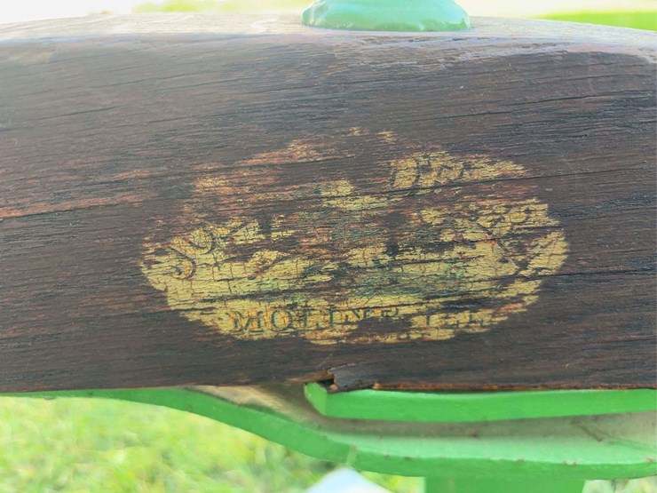 john-deere-16-image-18