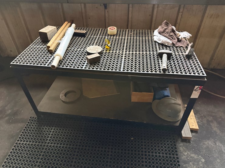 5’-x-2.6’x-2.6’-metal-work-table-image-1